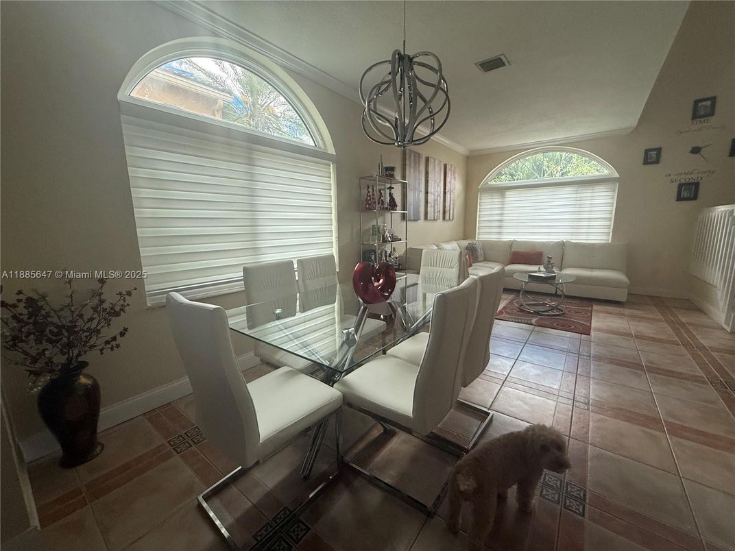 Dining room, Interior, Living room, Pendant Lights