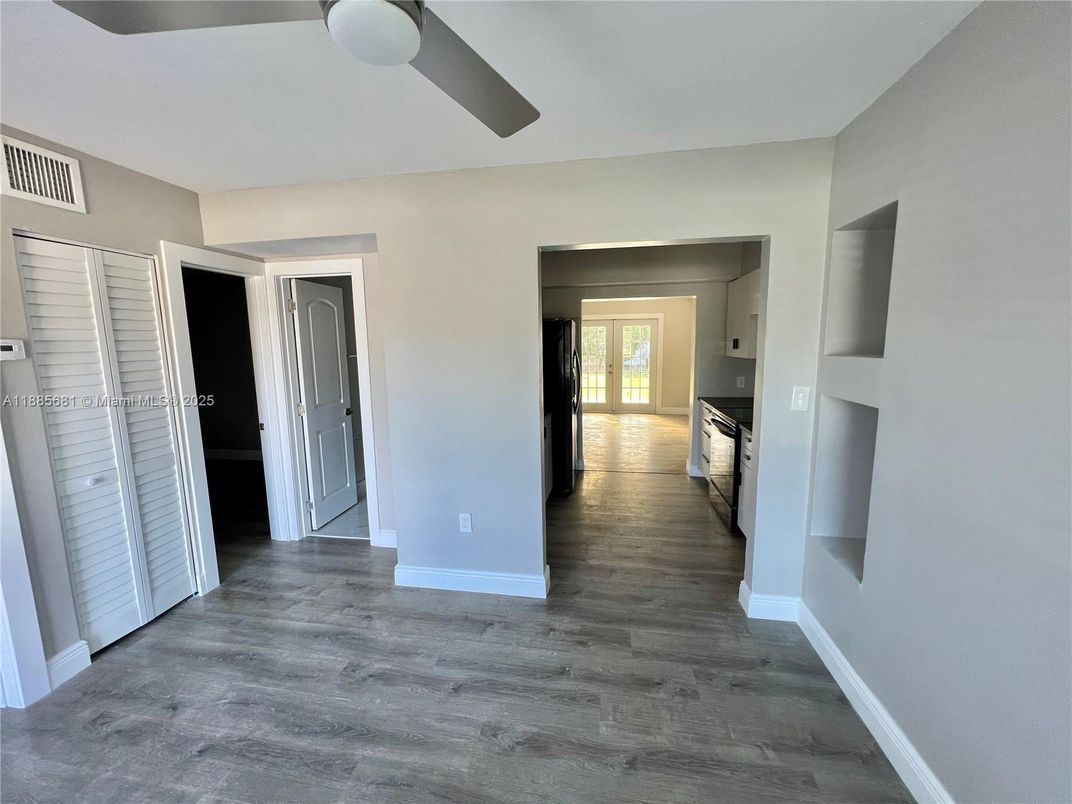 Empty room, Interior, Kitchen, Wood Texture Flooring
