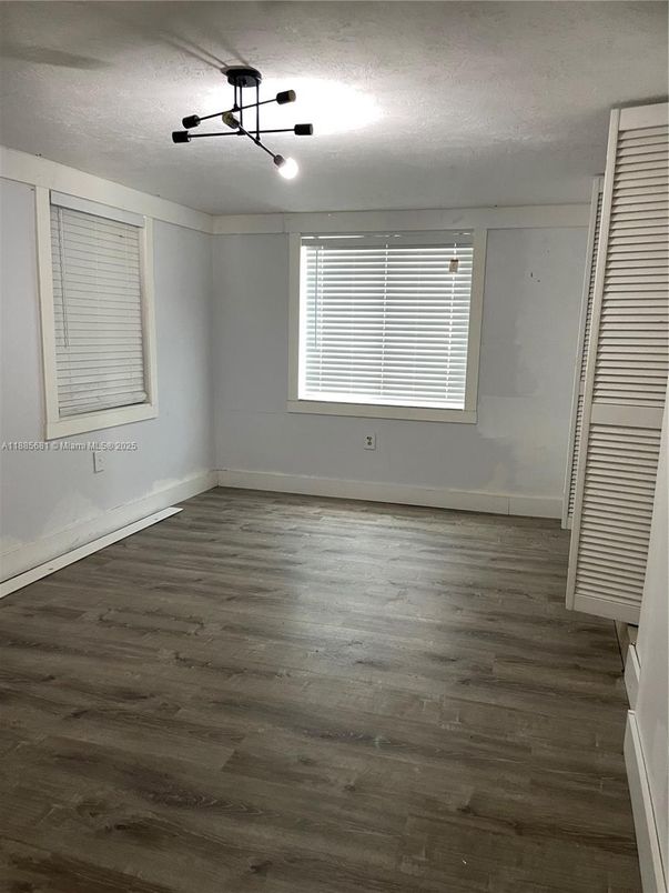 Empty room, Interior, Pendant Lights, Wood Texture Flooring