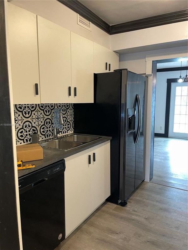 Interior, Kitchen, Wood Texture Flooring