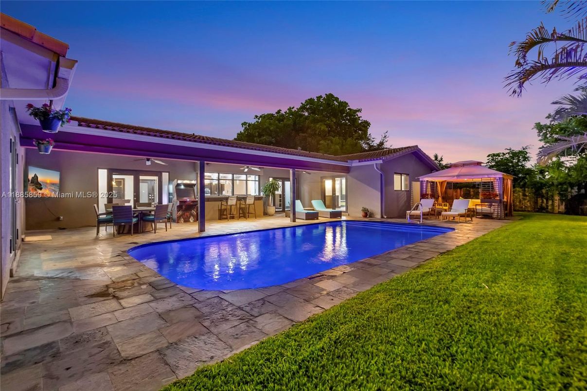 Backyard, Exterior, Pool