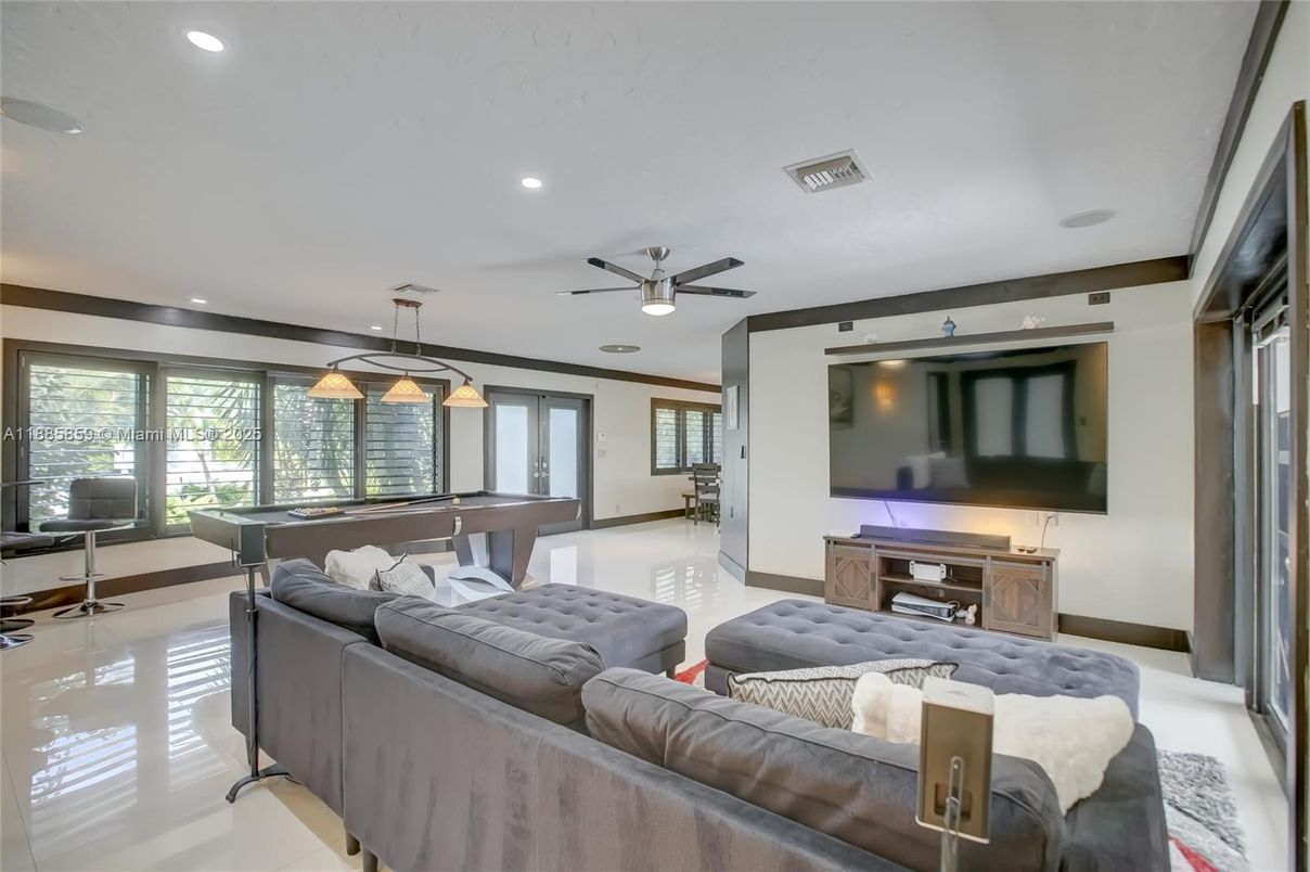 Billiard Table, Game Room, Interior, Living room, Pendant Lights, Recessed Lighting