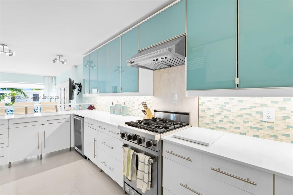 Interior, Kitchen, Stainless Steel Appliances