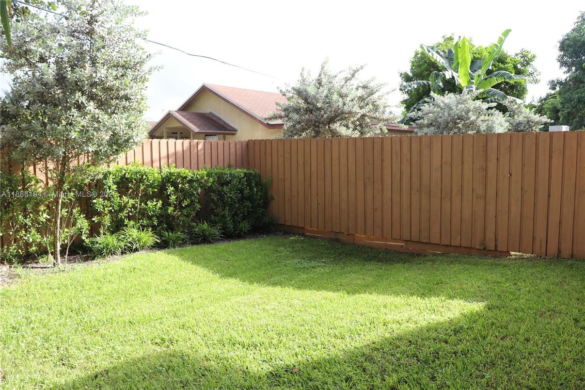 Backyard, Exterior