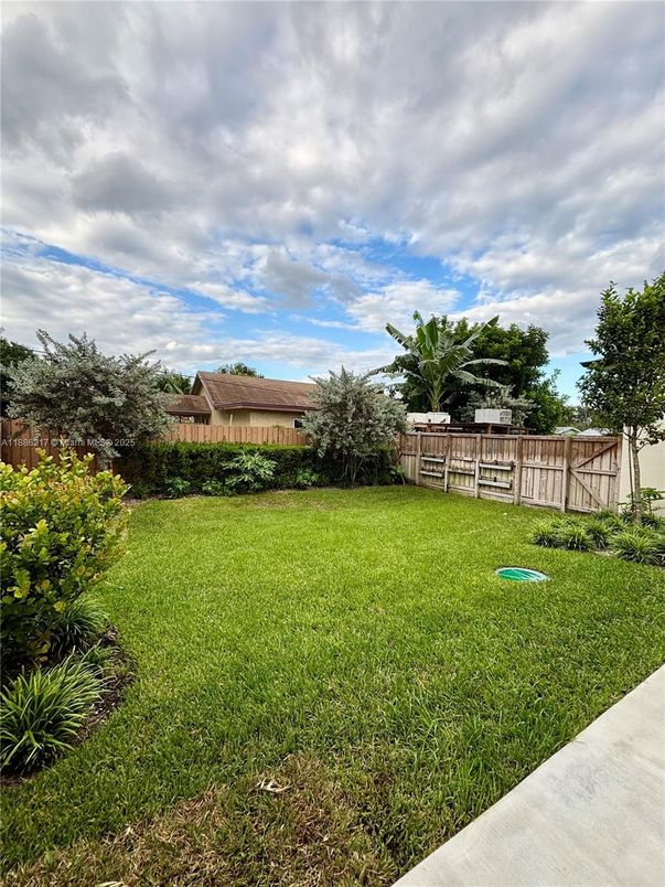 Backyard, Exterior