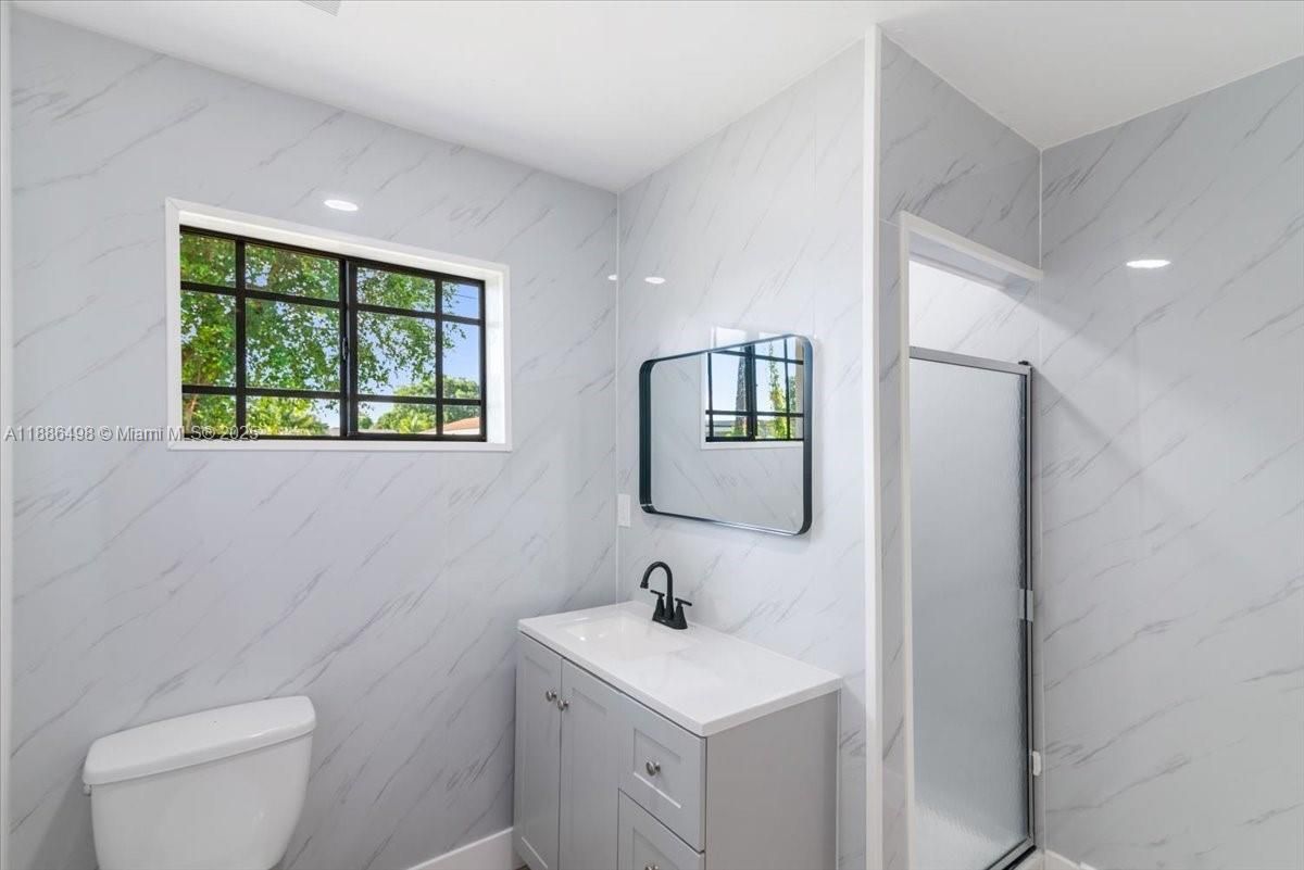 Bathroom, Interior, Marble Walls