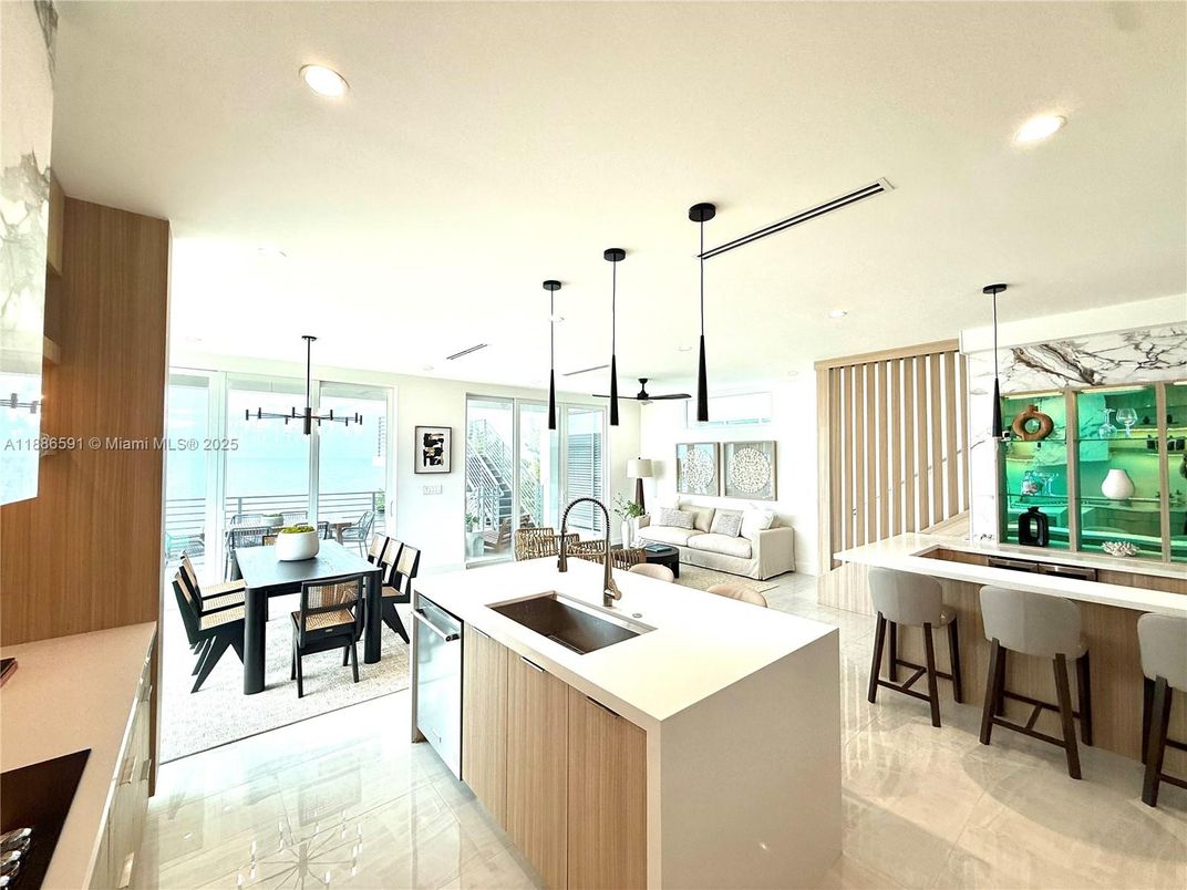 Dining room, Interior, Kitchen, Living room, Pendant Lights, Recessed Lighting, Water