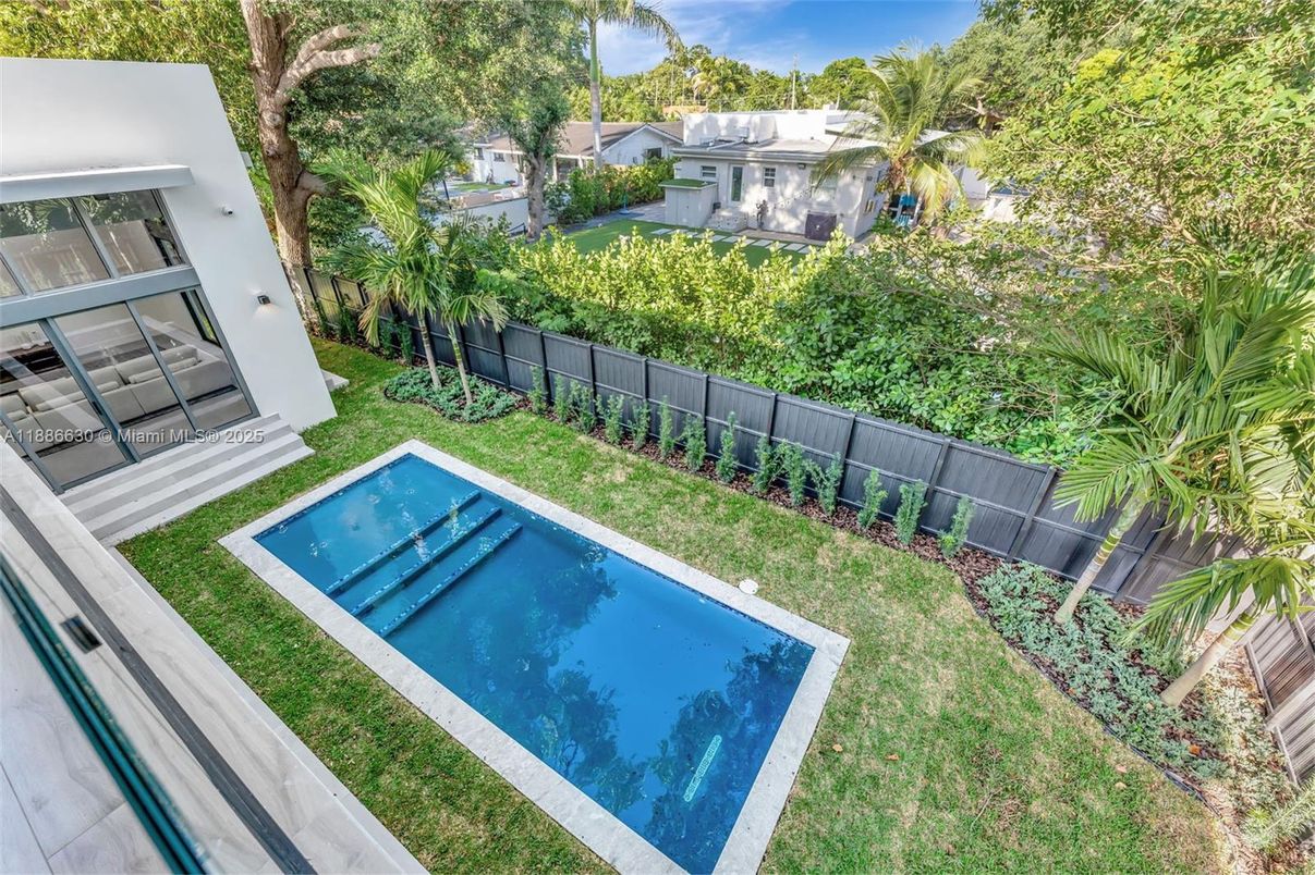 Backyard, Exterior, Pool