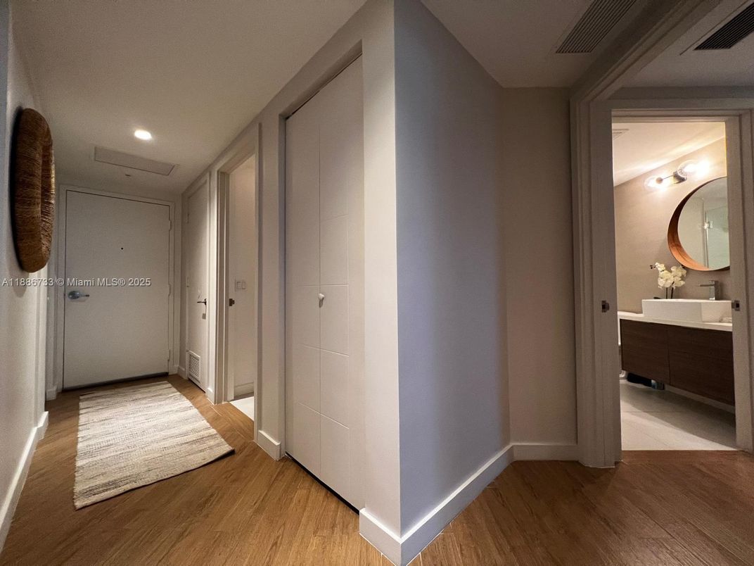 Bathroom, Interior, Recessed Lighting, Wood Texture Flooring