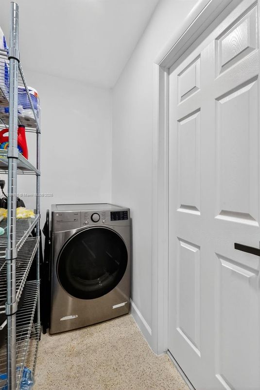 Interior, Washer