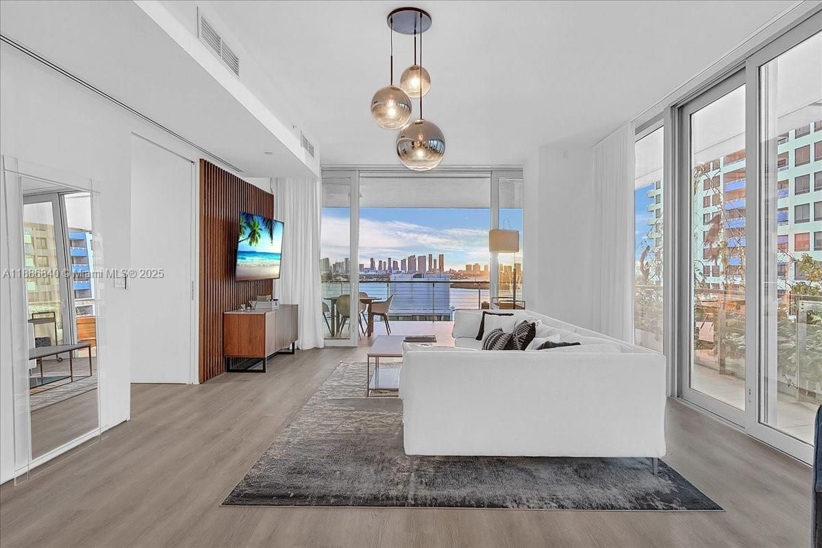 Interior, Living room, Pendant Lights, Water, Wood Texture Flooring