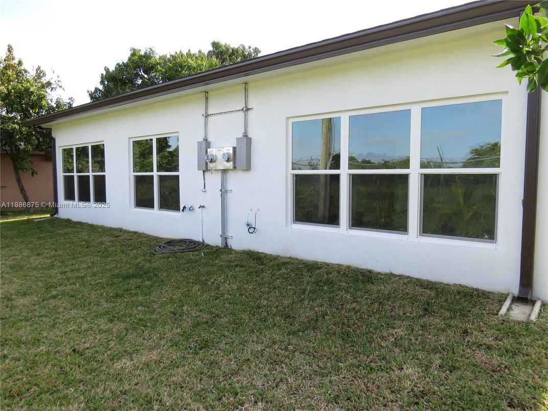 Backyard, Exterior