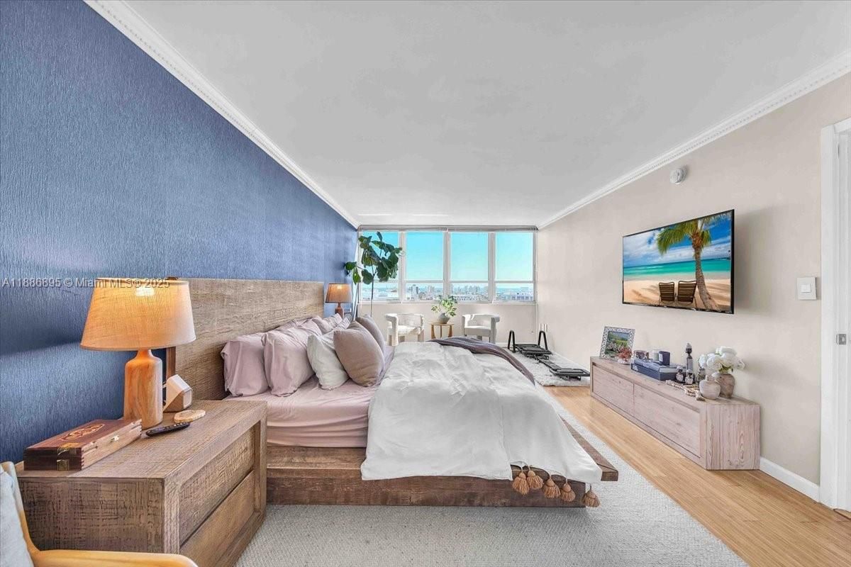 Bedroom, Interior, Water, Wood Texture Flooring