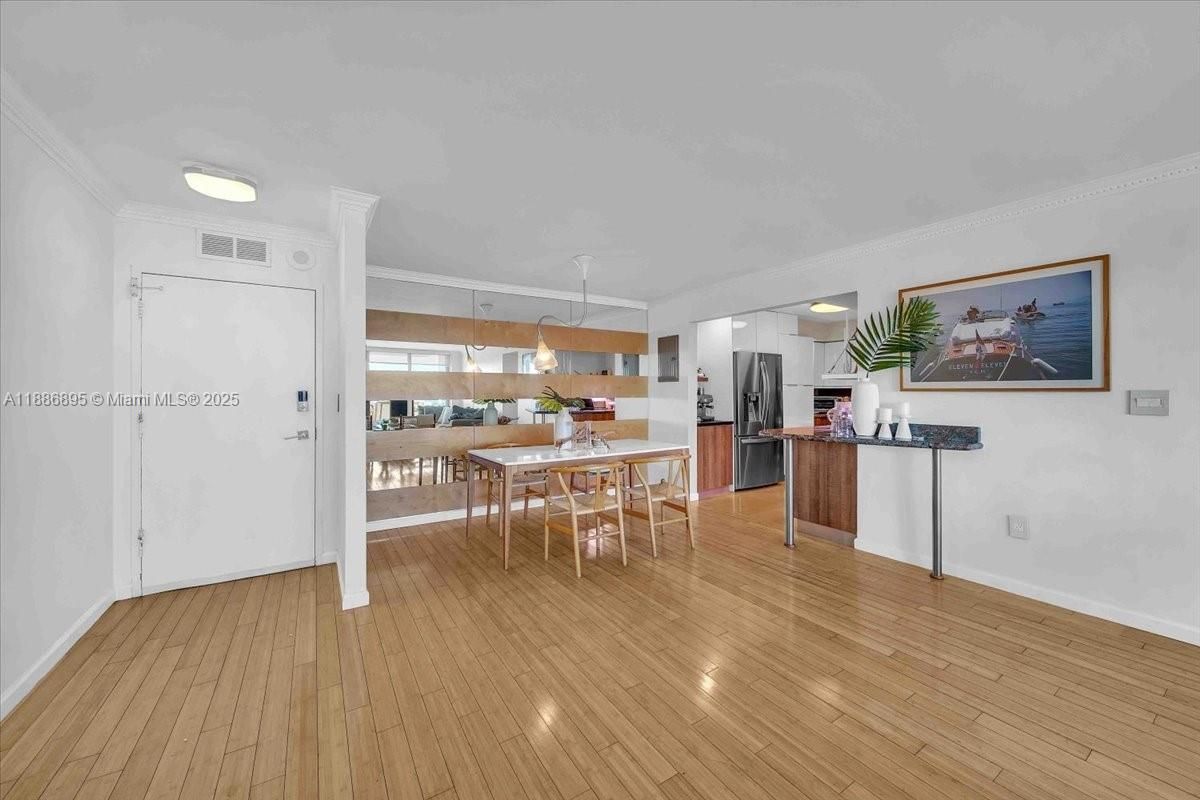 Dining room, Interior, Kitchen, Pendant Lights, Wood Texture Flooring