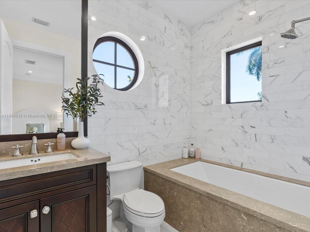 Bathroom, Interior, Marble Walls, Recessed Lighting