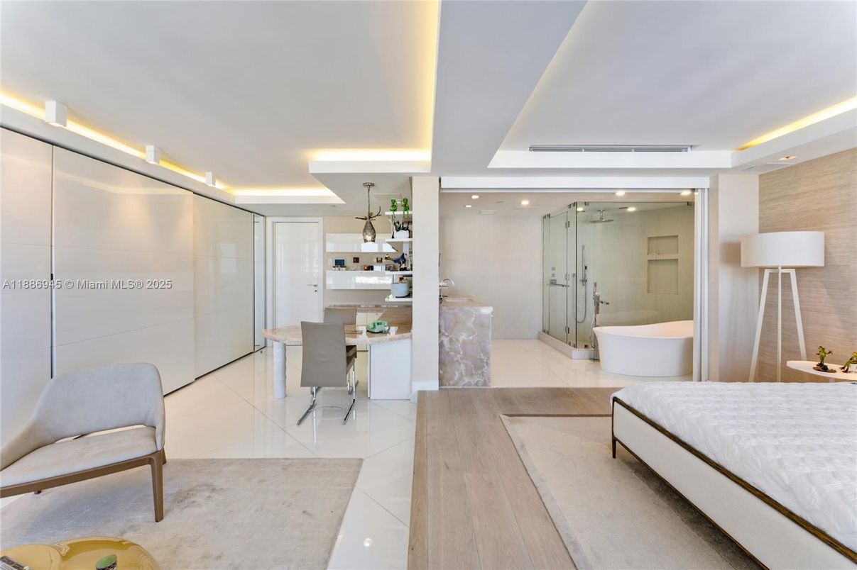 Bathroom, Free Standing Baths, Glass Shower, Interior, Recessed Lighting