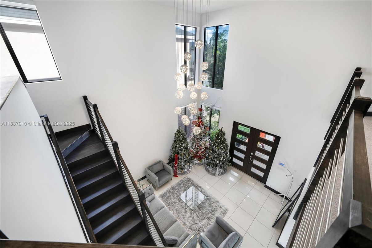 Interior, Living room, Pendant Lights