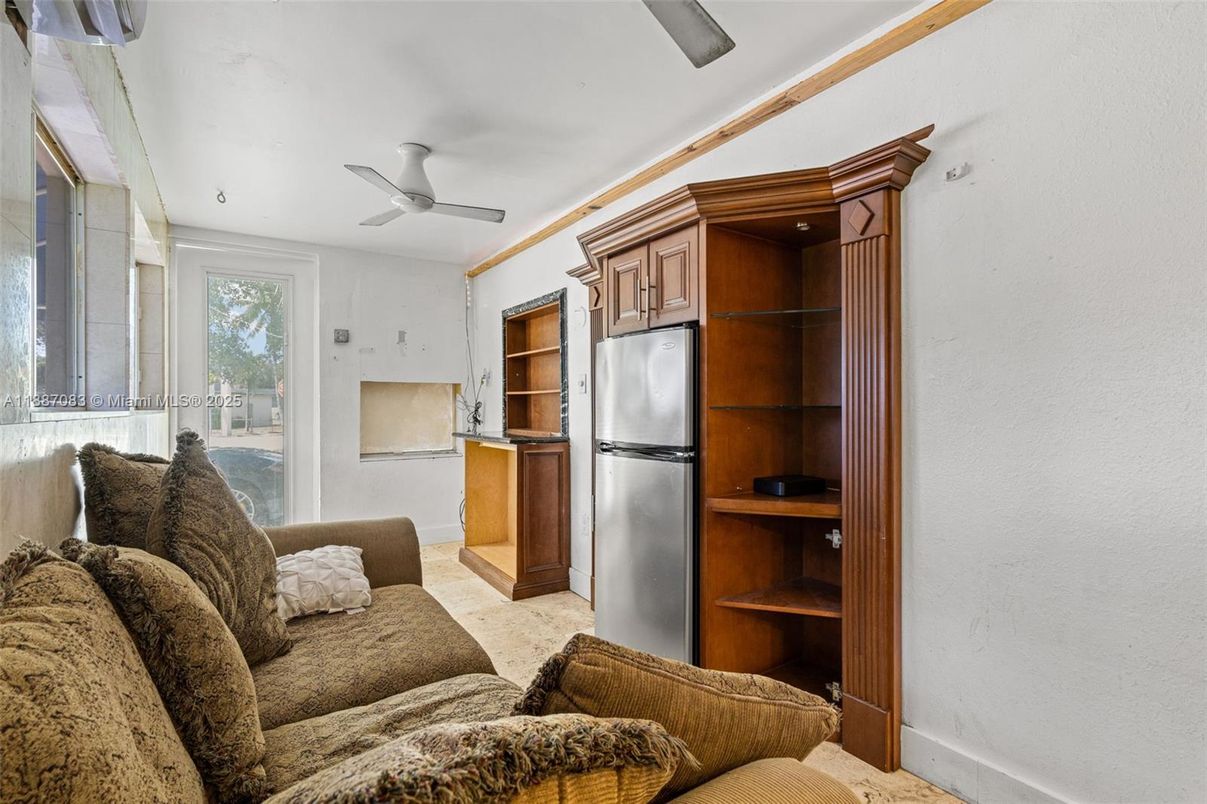 Interior, Kitchen, Living room