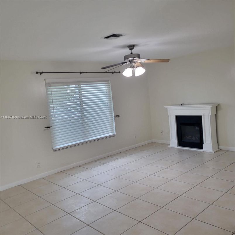 Empty room, Fireplace, Interior