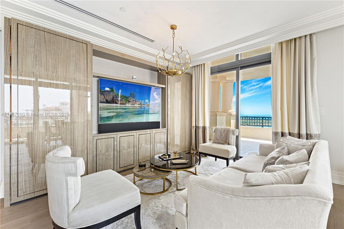Chandelier, Interior, Living room, Pendant Lights, Water, Wood Texture Flooring