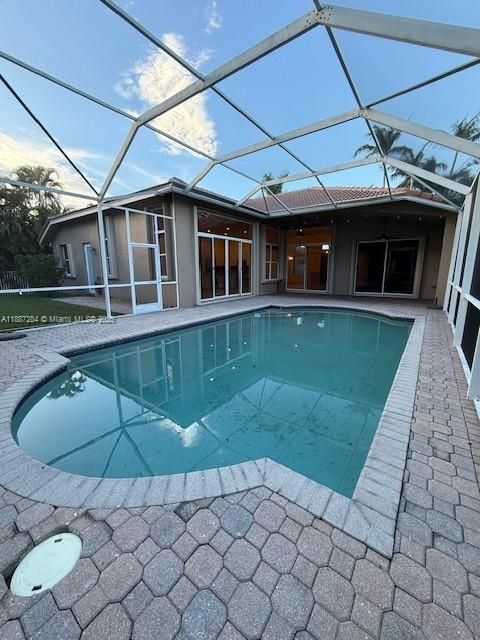 Glass Ceilings, Interior, Pool, Sun Room