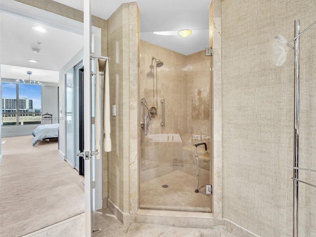 Bathroom, Bedroom, Glass Shower, Interior, Recessed Lighting