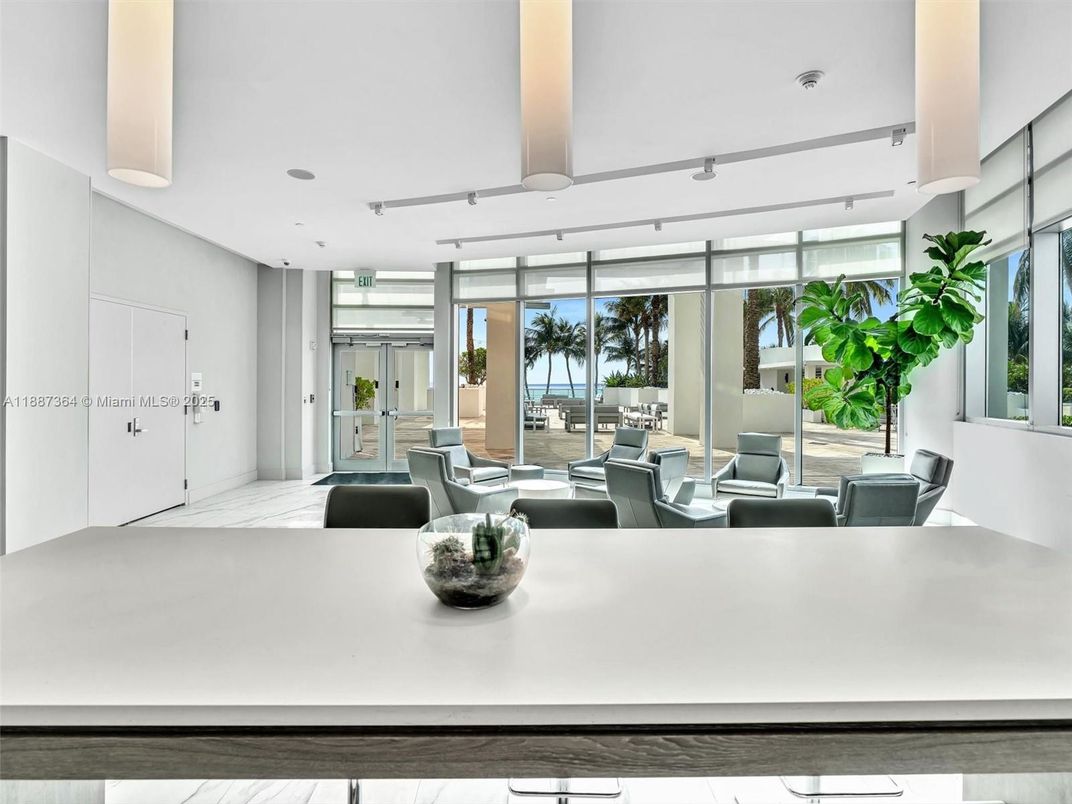 Interior, Recessed Lighting, Water