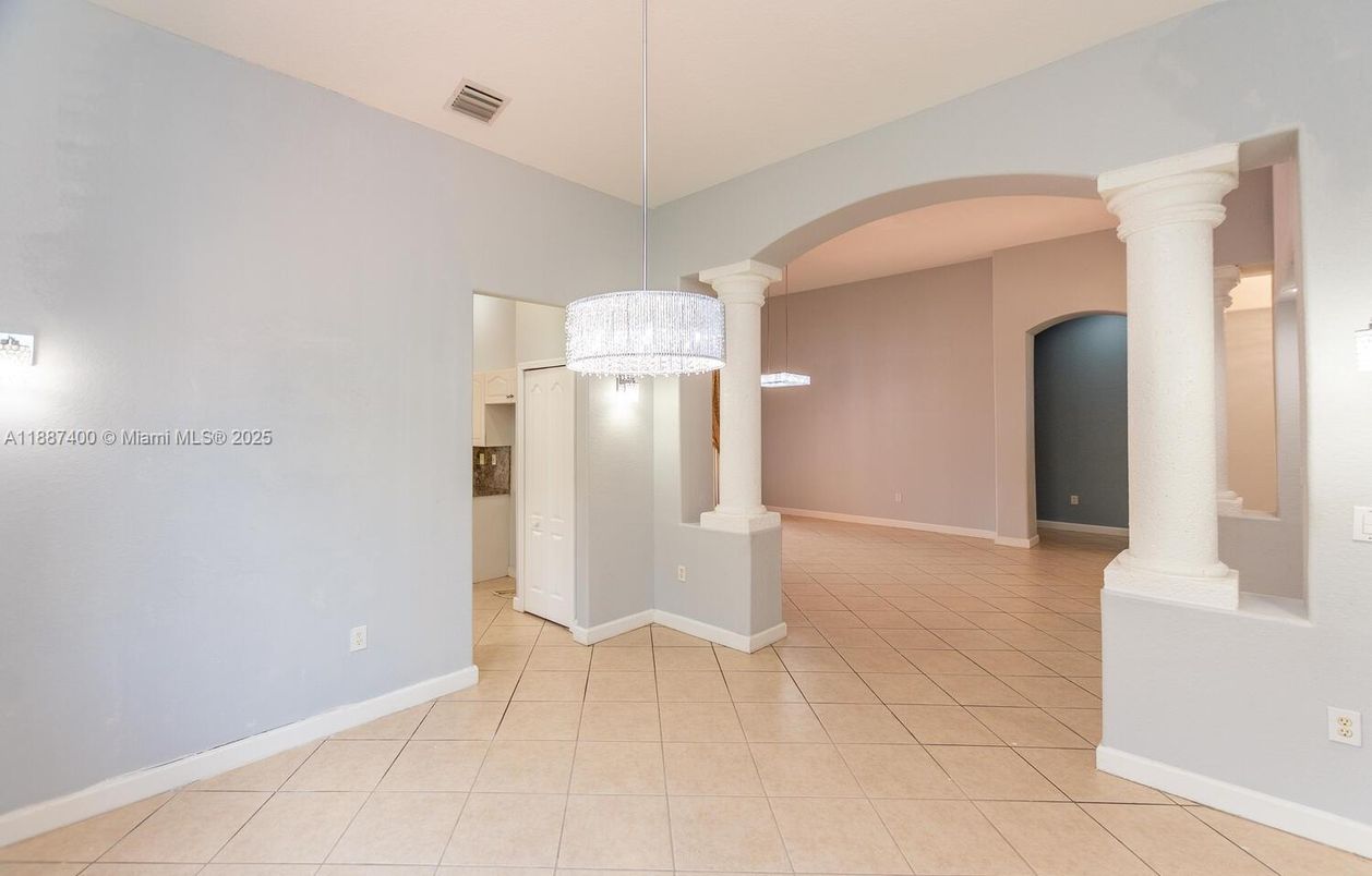 Chandelier, Empty room, Interior