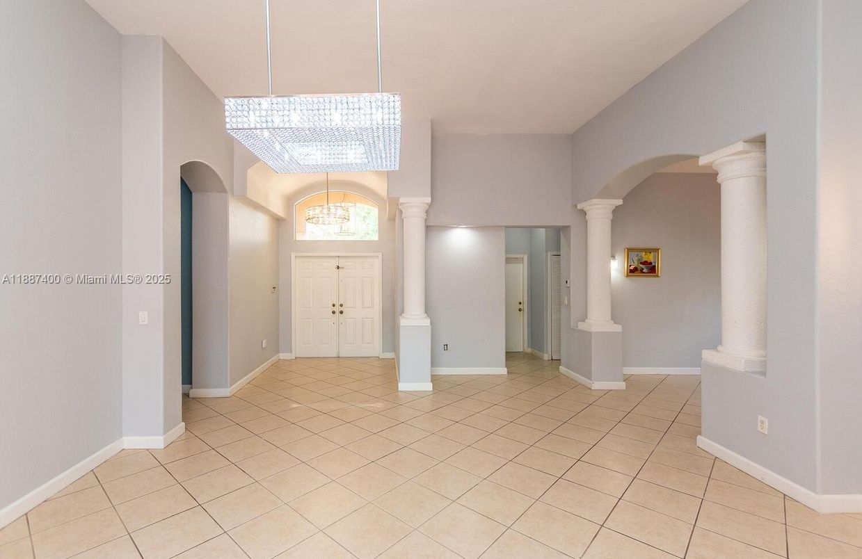Chandelier, Empty room, Interior