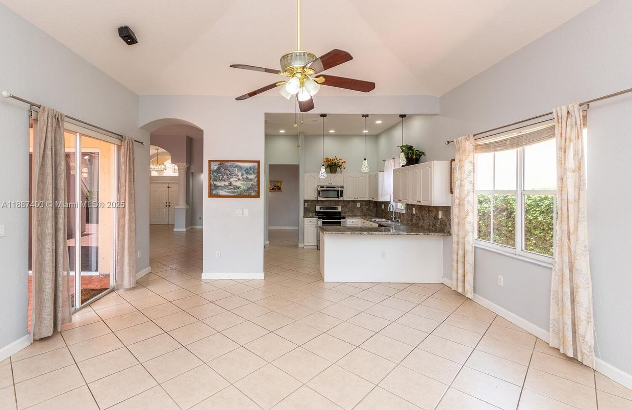 Empty room, Interior, Kitchen, Recessed Lighting, Stainless Steel Appliances