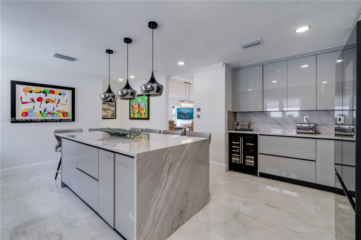 Interior, Kitchen, Marble, Pendant Lights, Recessed Lighting