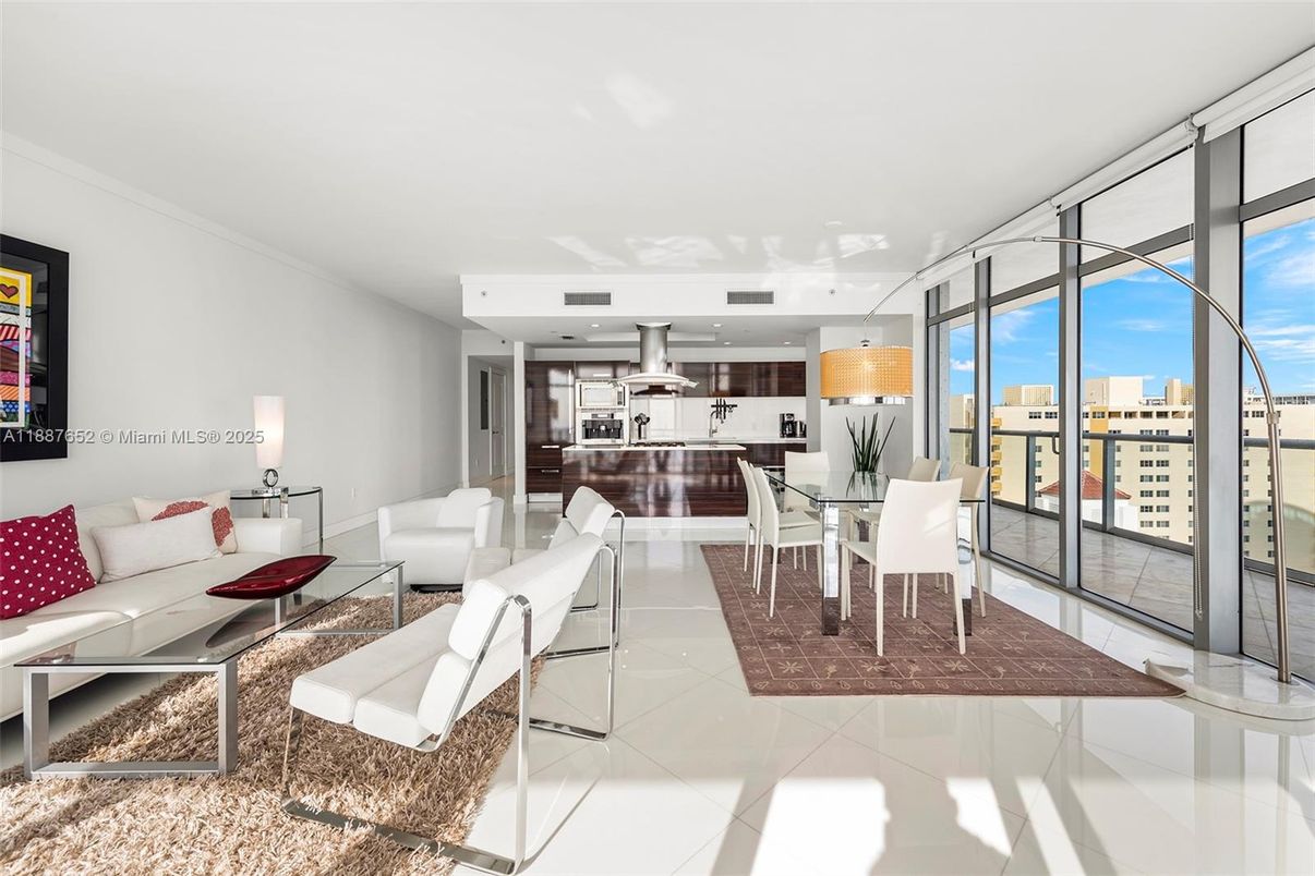 Dining room, Interior, Kitchen, Living room, Recessed Lighting, Stainless Steel Appliances