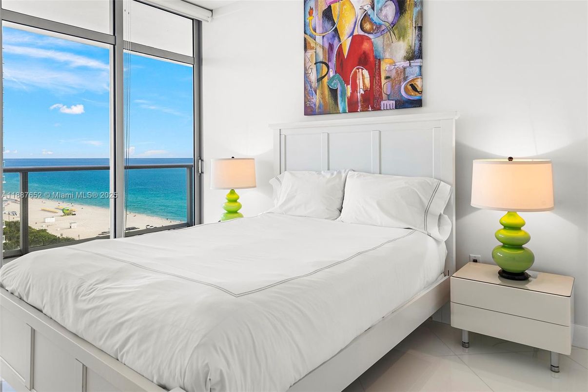 Bedroom, Interior, Water