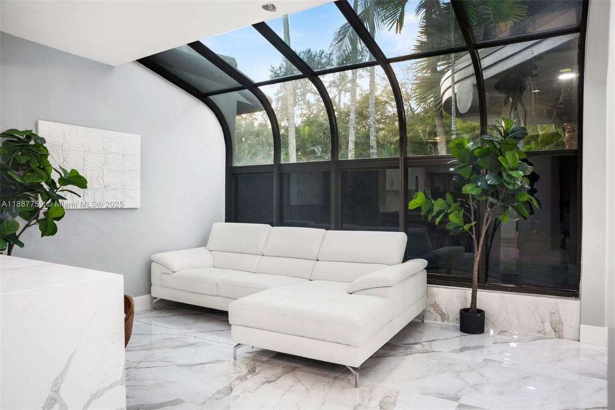 Glass Ceilings, Interior, Marble, Sun Room