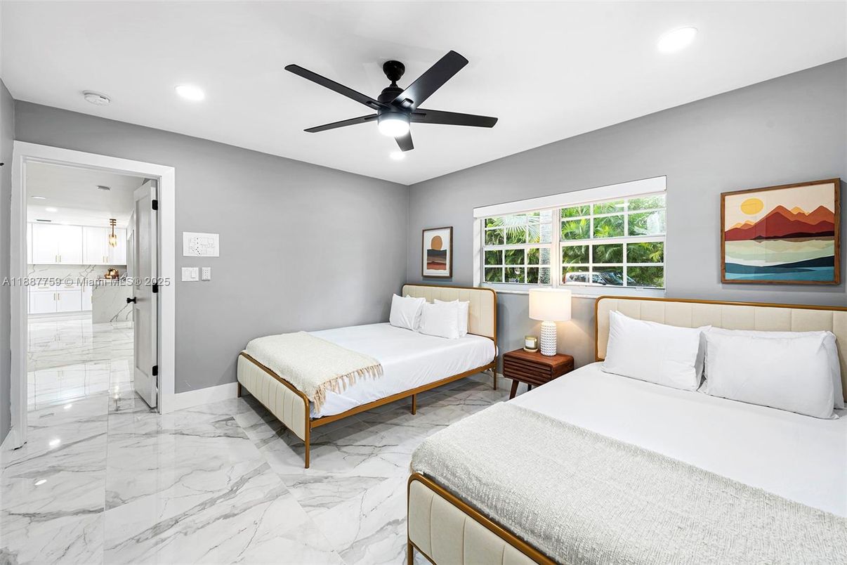 Bedroom, Interior, Marble, Recessed Lighting