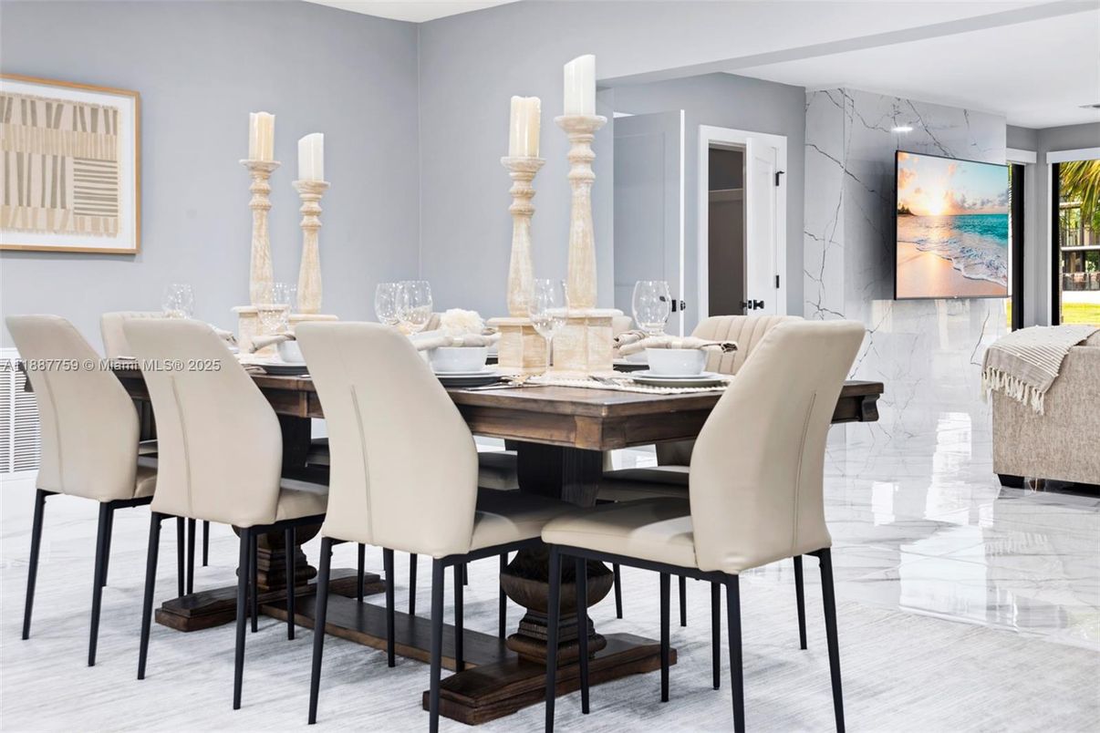 Dining room, Interior, Marble