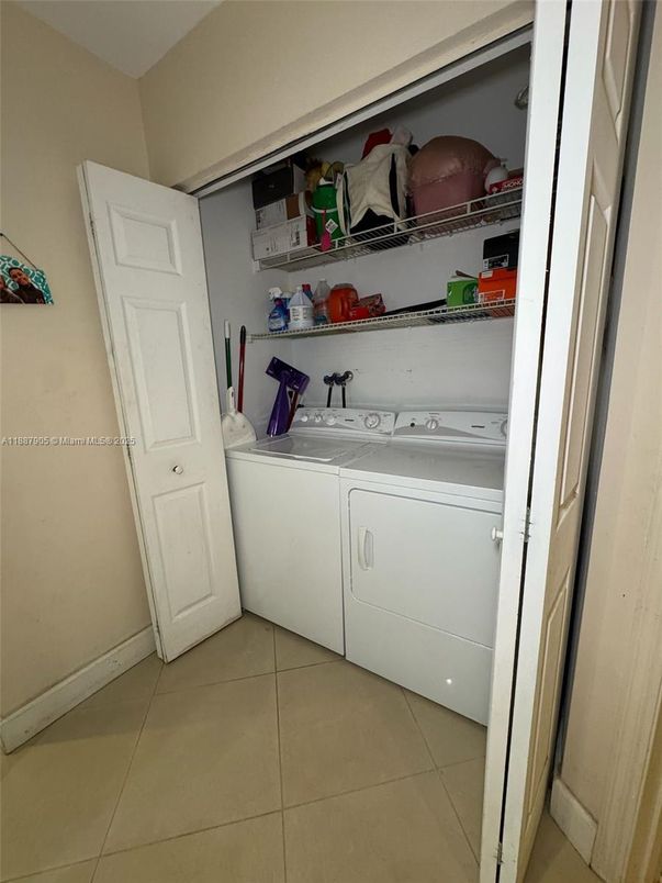 Interior, Utility Closets, Washer
