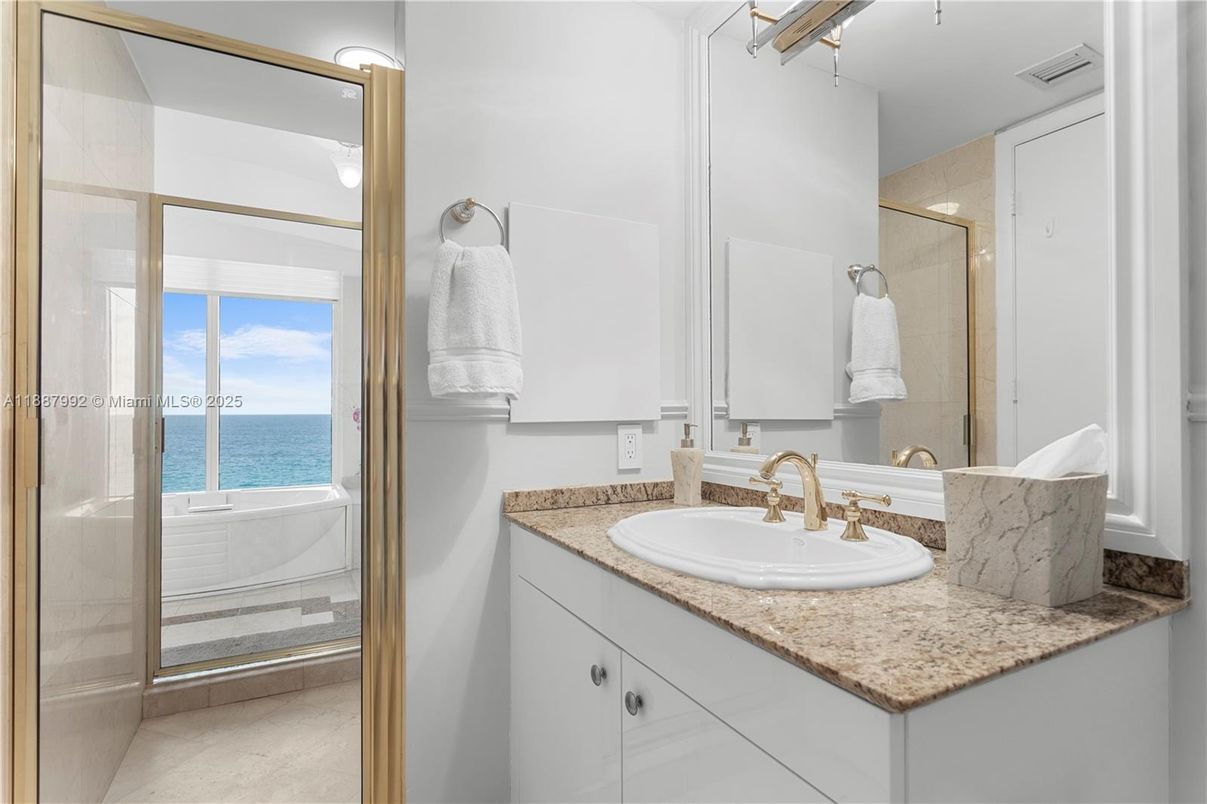 Bathroom, Glass Shower, Interior, Water