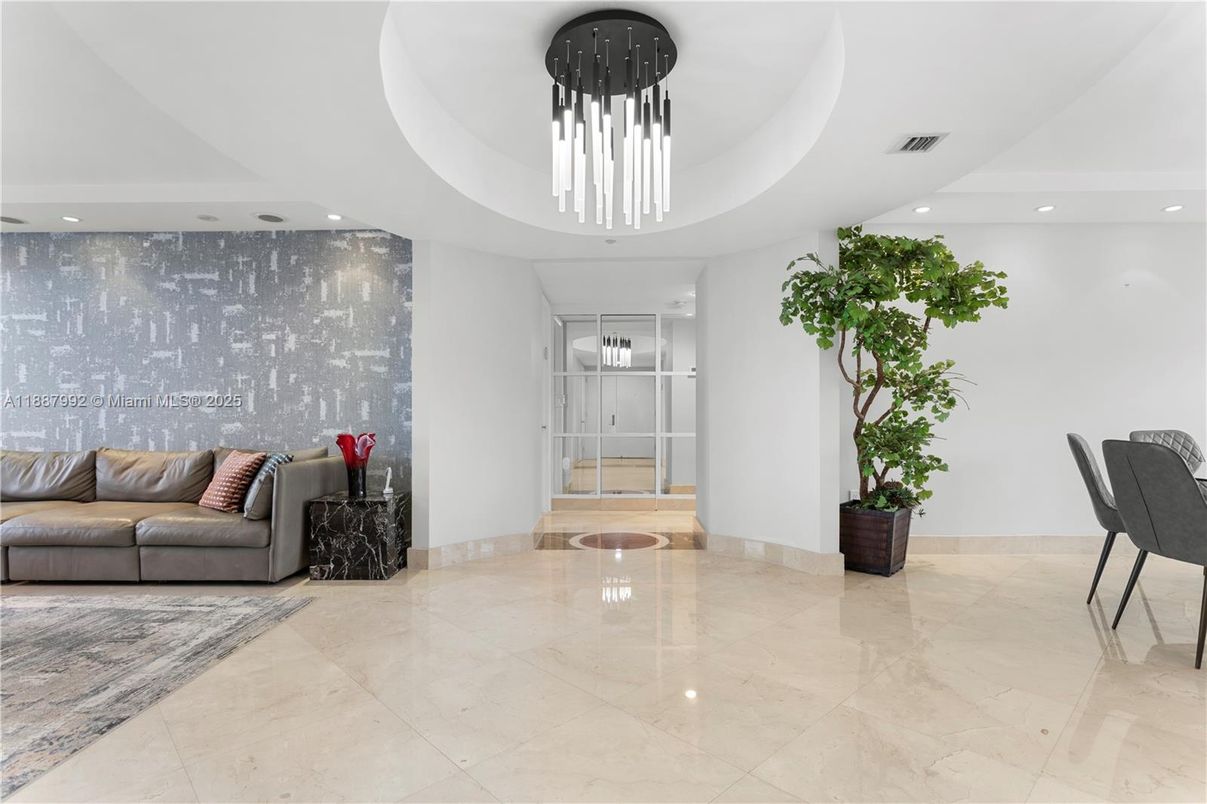 Interior, Recessed Lighting