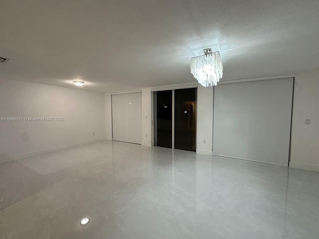Chandelier, Empty room, Interior
