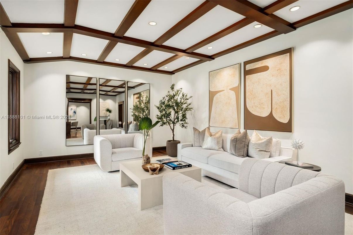 Interior, Living room, Recessed Lighting, Wooden Beams, Wood Texture Flooring