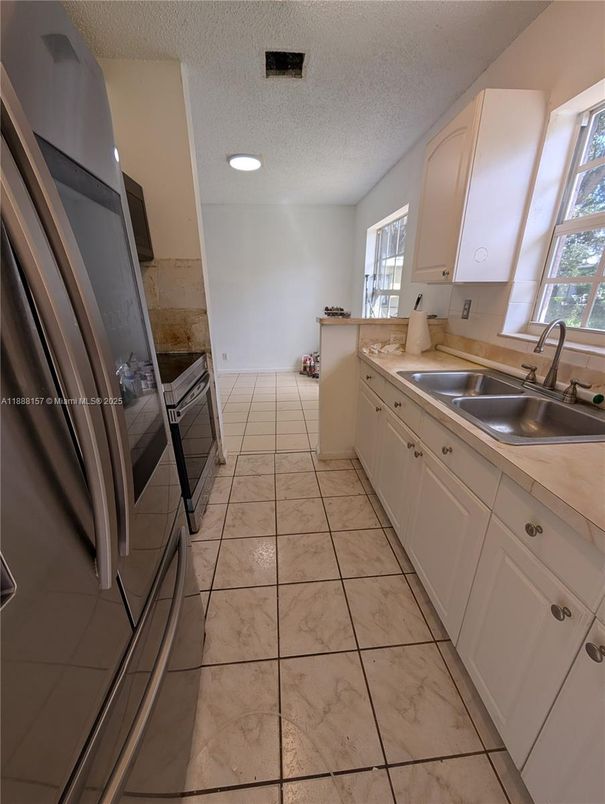 Interior, Kitchen, Marble, Recessed Lighting