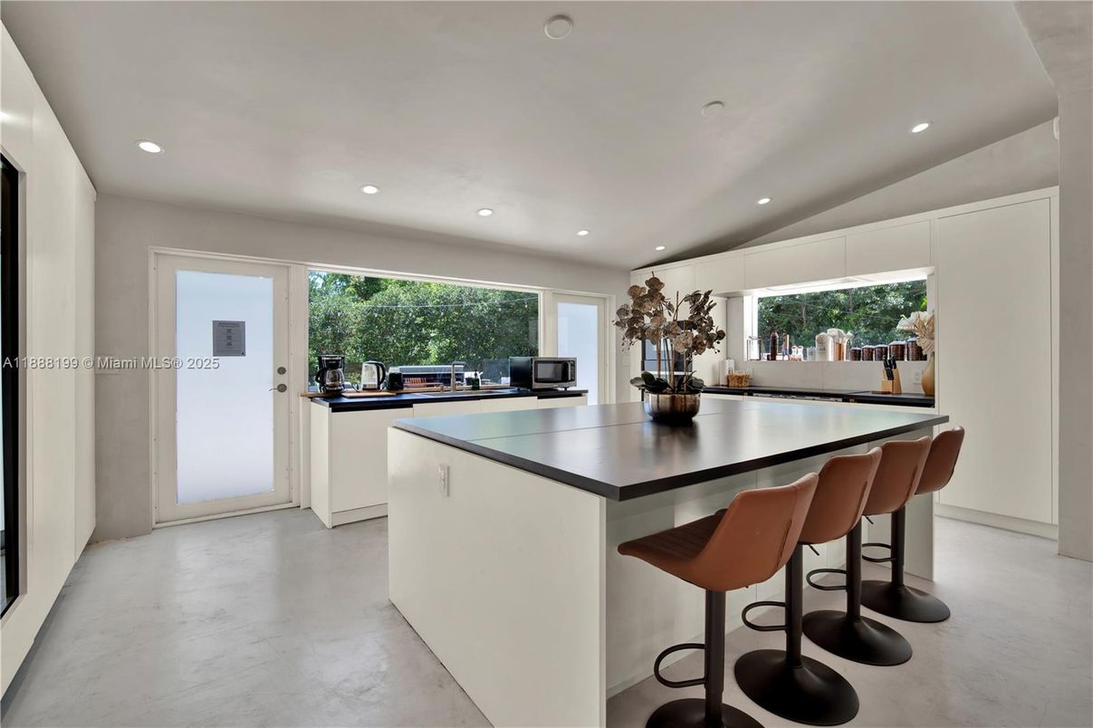 Interior, Kitchen, Recessed Lighting