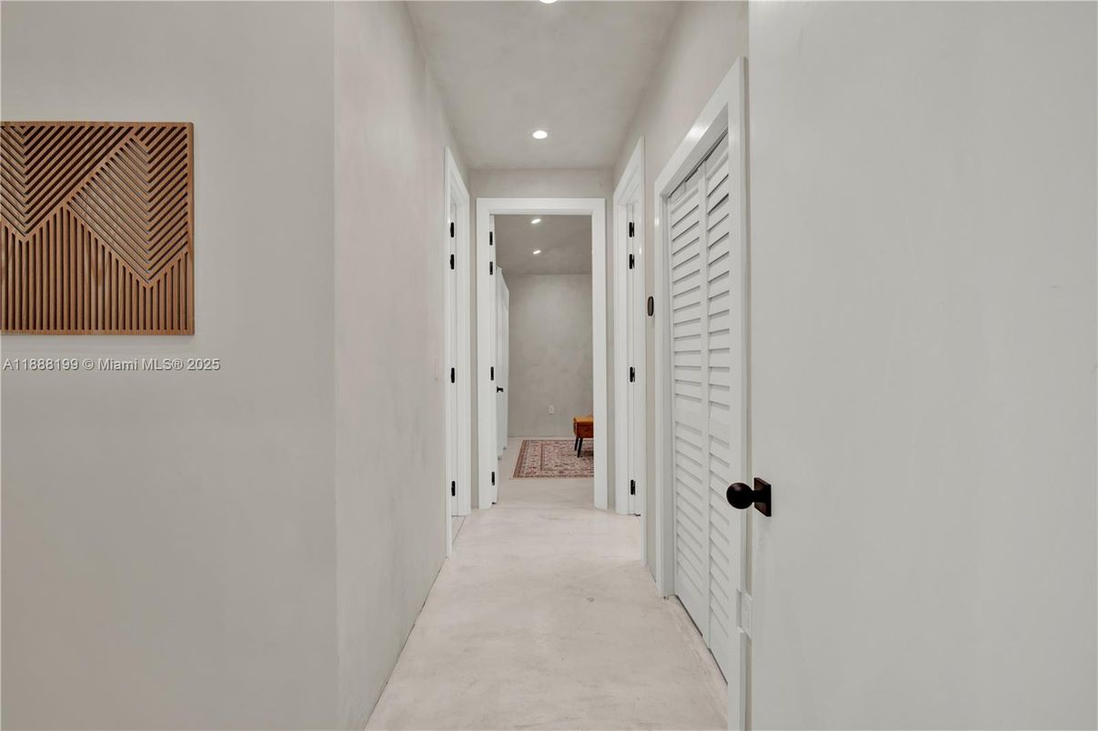 Interior, Recessed Lighting