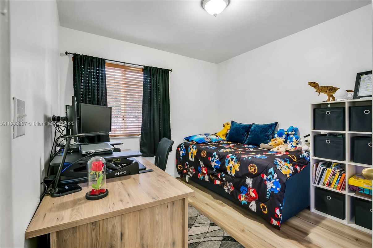 Bedroom, Home Office, Interior, Wood Texture Flooring