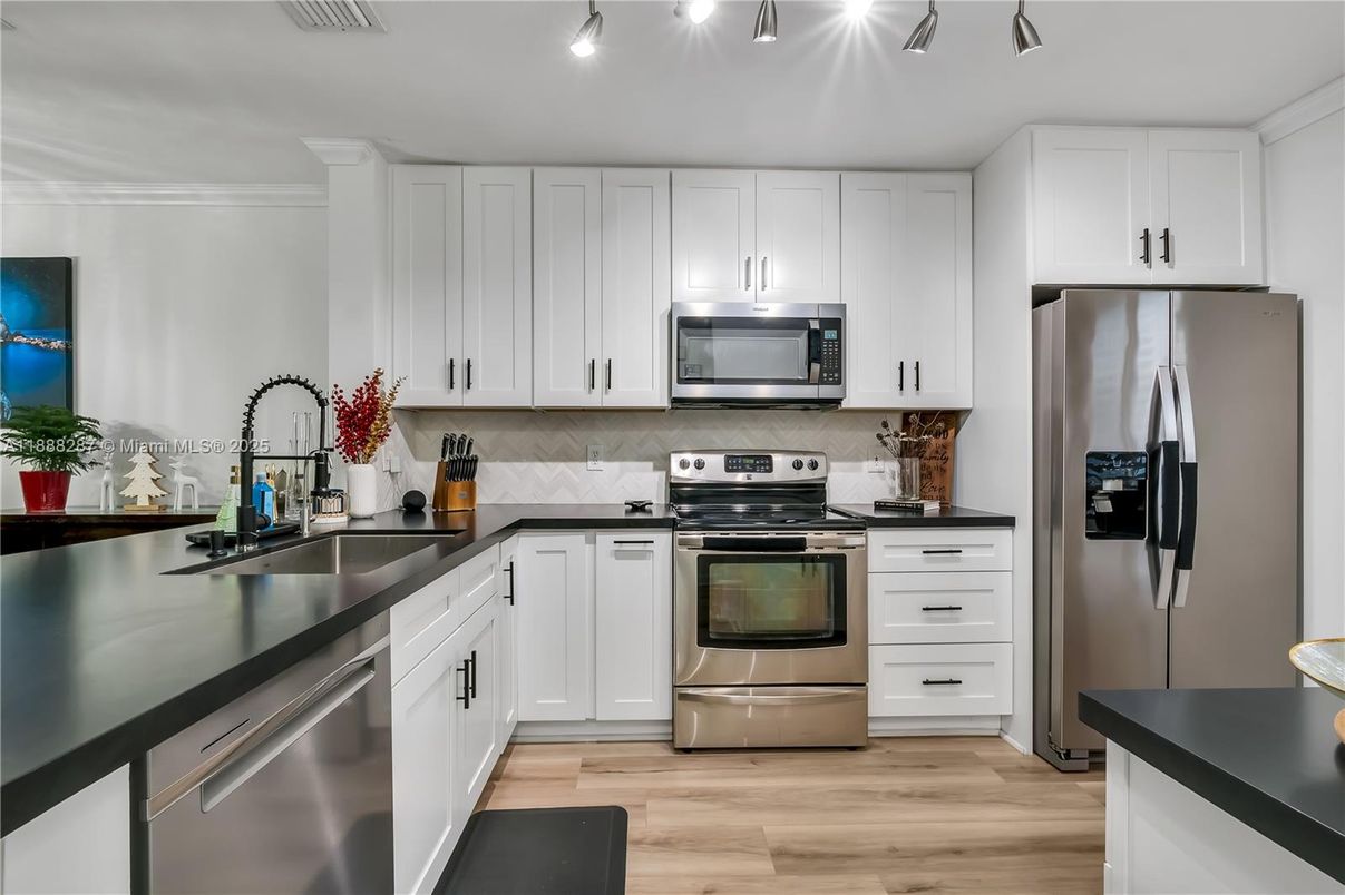 Interior, Kitchen, Stainless Steel Appliances, Wood Texture Flooring