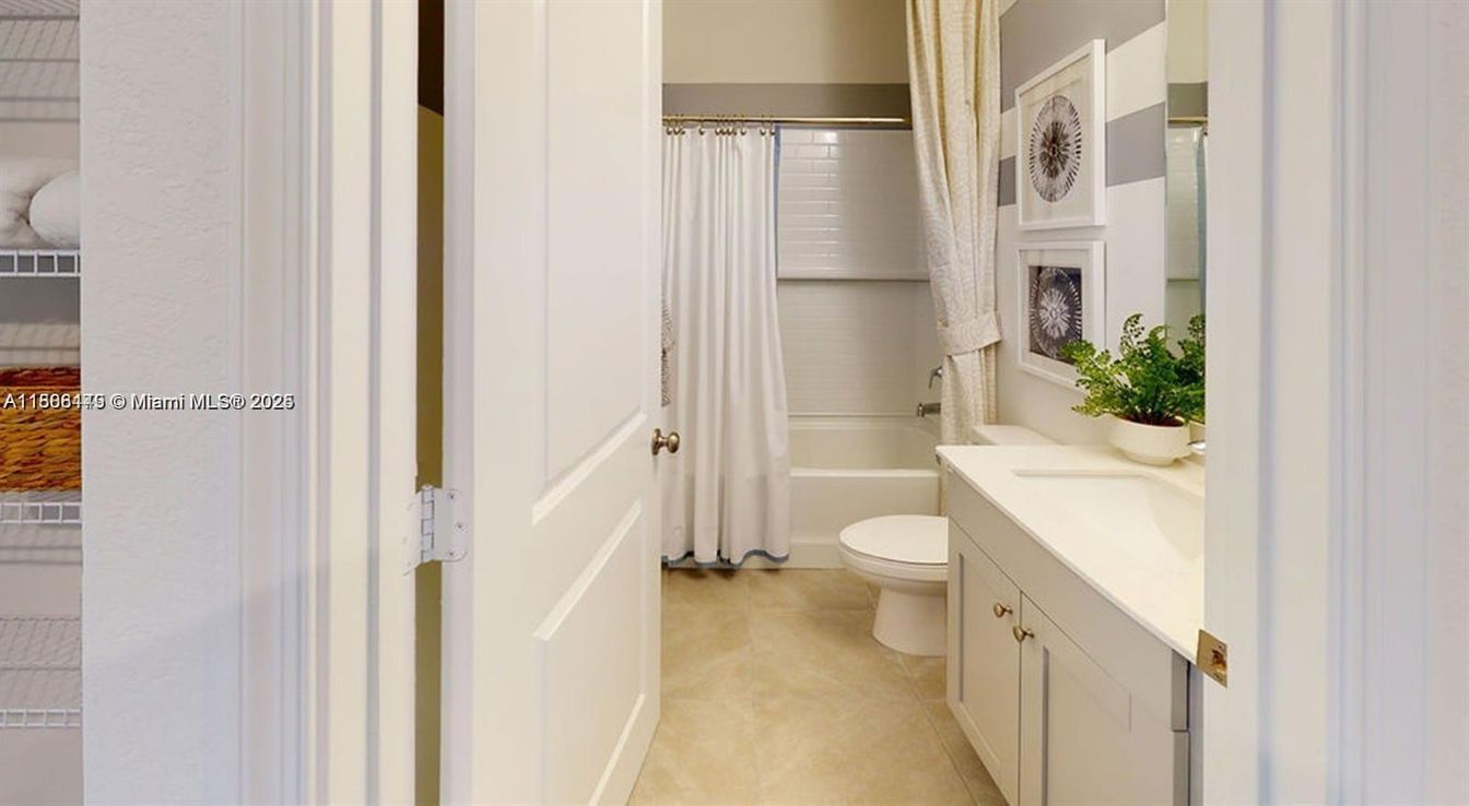 Bathroom, Interior