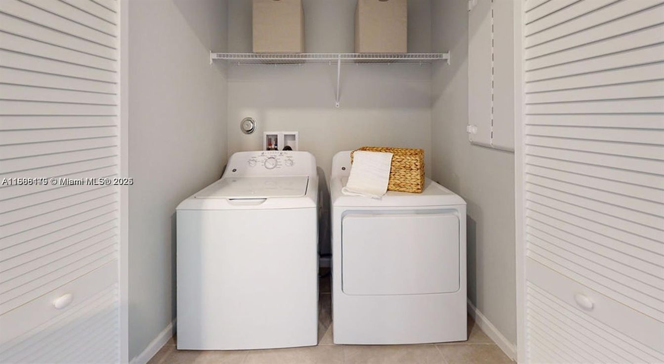 Interior, Utility Closets, Washer