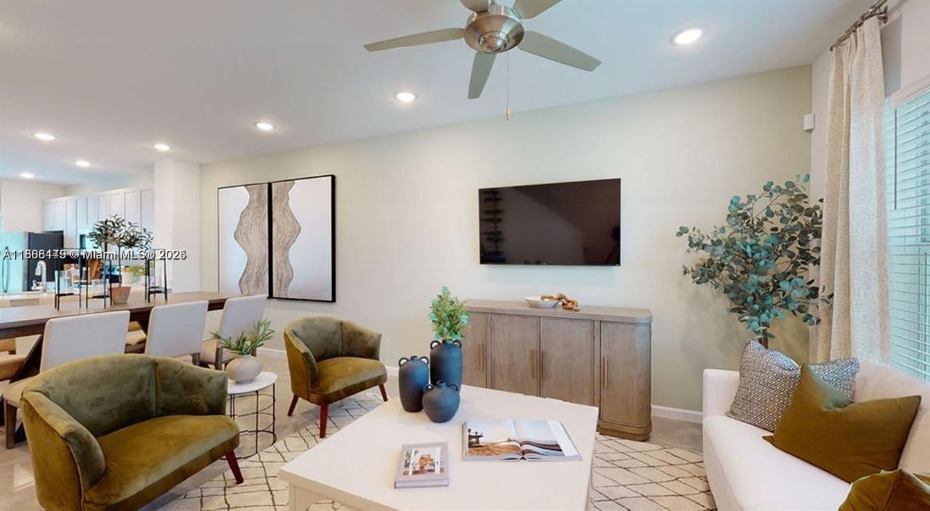 Dining room, Interior, Kitchen, Living room, Recessed Lighting