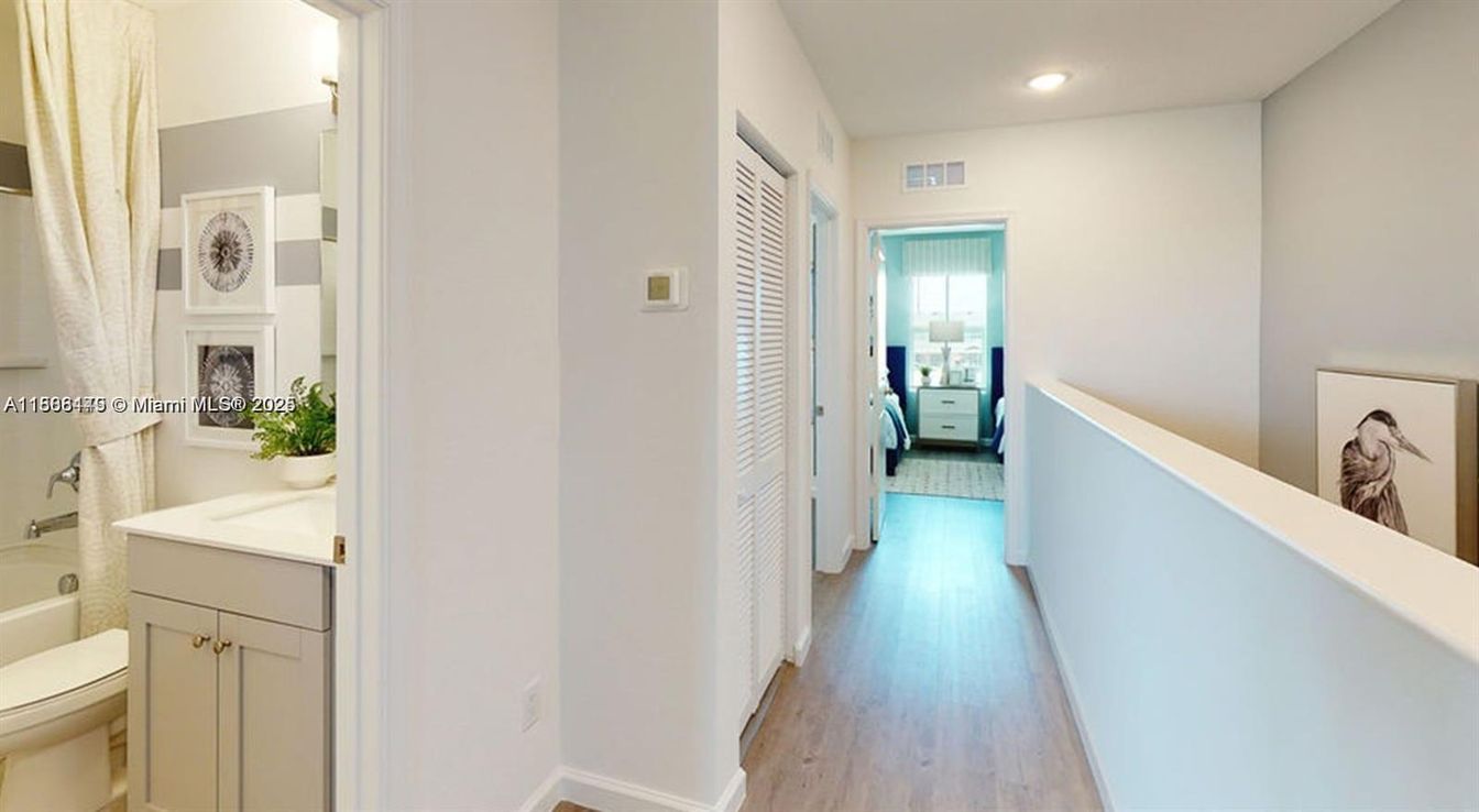 Bathroom, Interior, Recessed Lighting, Wood Texture Flooring